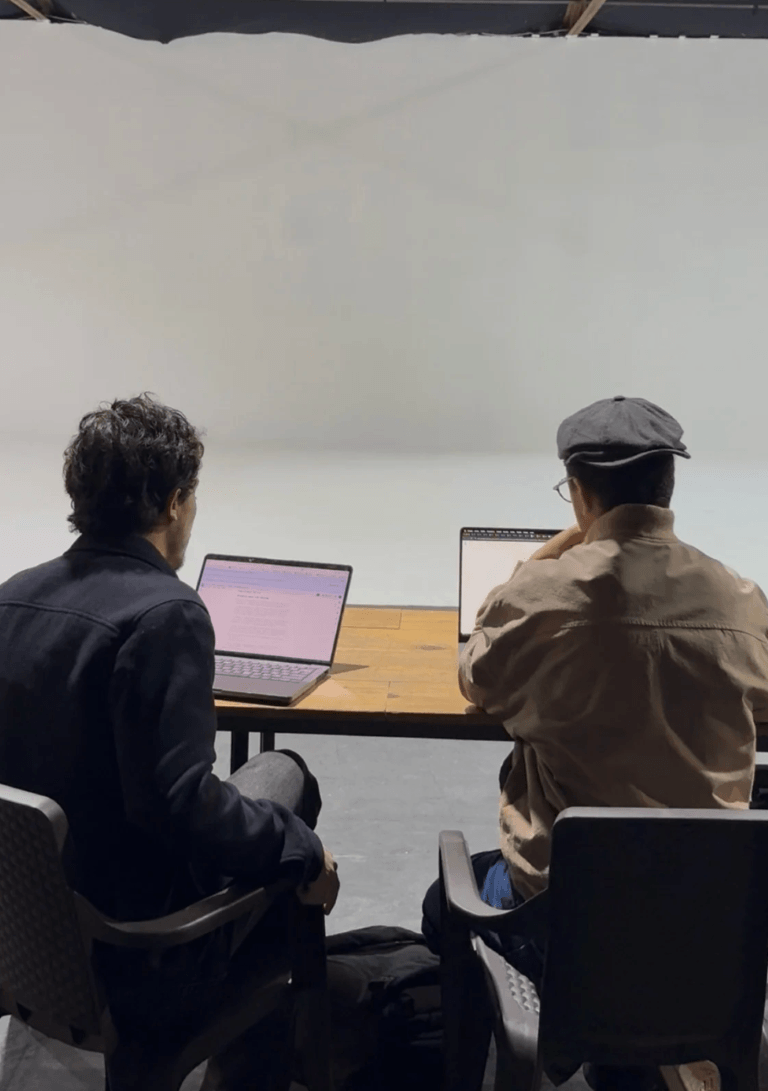 Short Film Set Production – Behind-the-Scenes Process (Audiovisual Work)